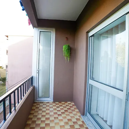 Casa Da Avo Toninha By Quantique Braga